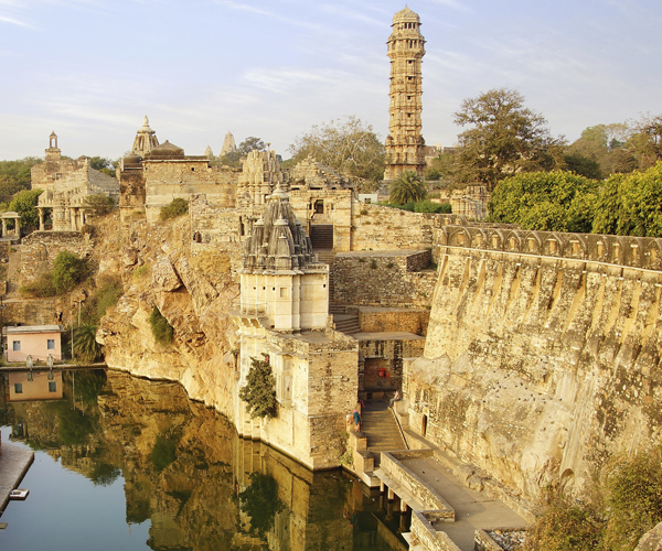 taxi service in Udaipur