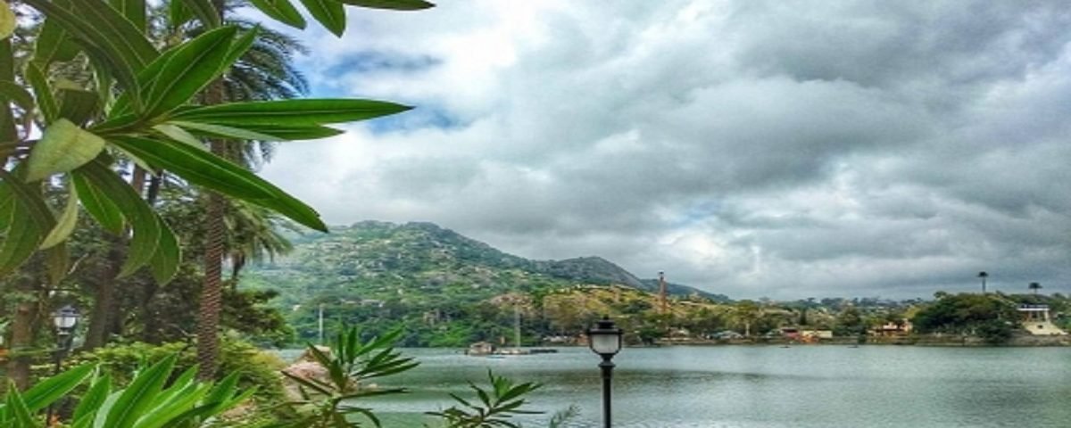 udaipur-to-mount-abu-taxi-service